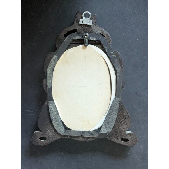 Hand Carved Nouveau Butterfly and Floral Vine Wood Frame 8" x 6" - Picture 4 of 5